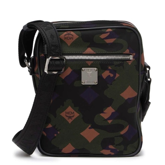 ⛔️SOlD⛔️Authentic MCM Nylon/Leather zip camo Crosb - Picture 11 of 13